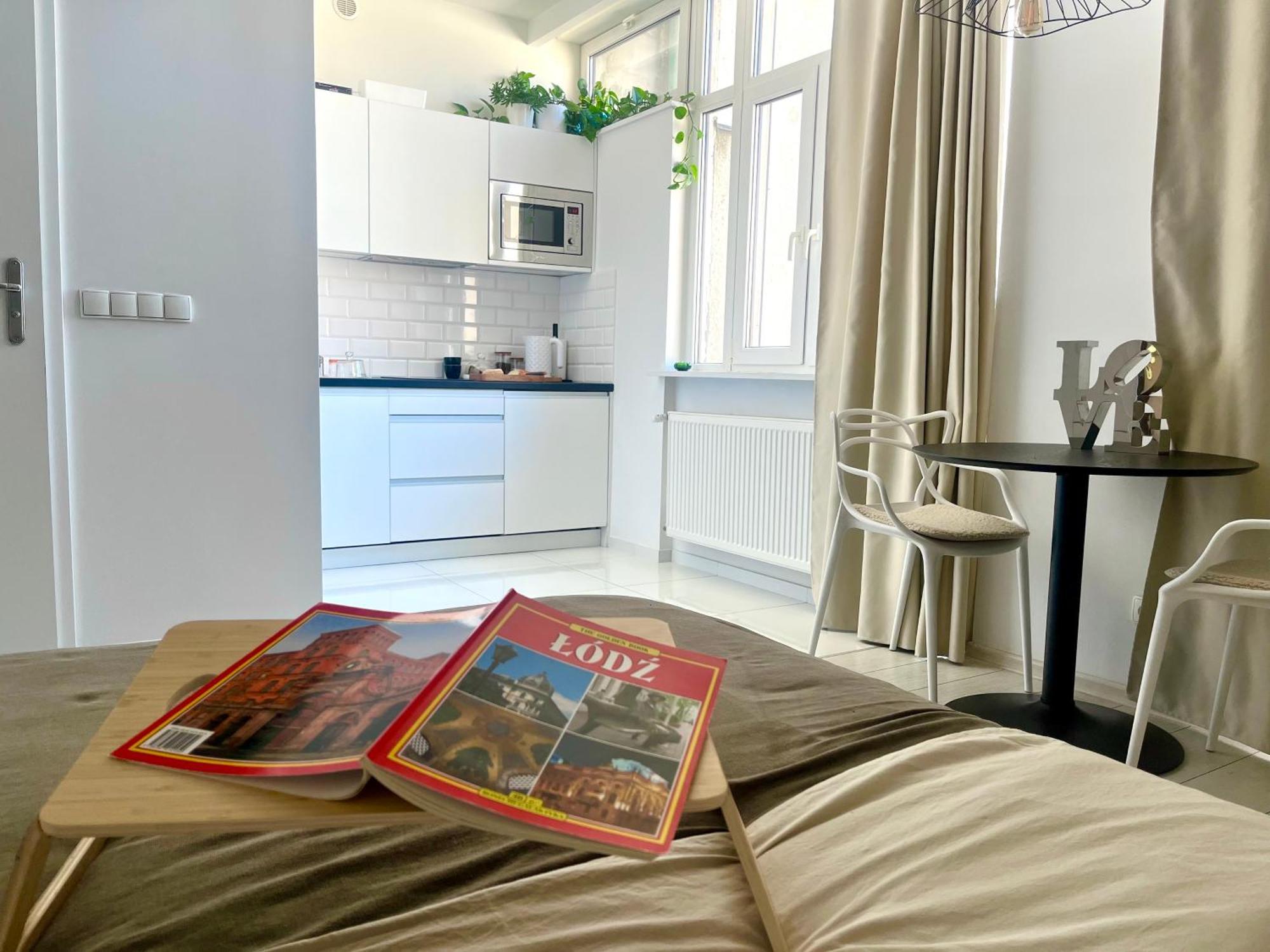 Apartament I Love Piotrkowska Z Wielkim Lustrem, Balkonem I Klimatyzacja Lodž Exteriér fotografie